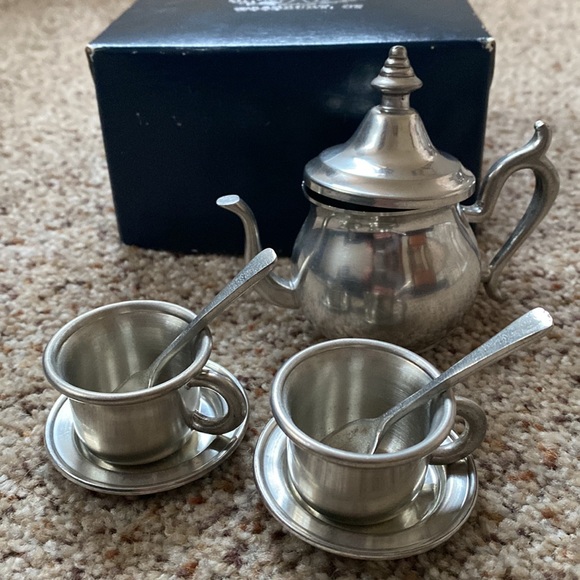 woodbury pewter Accents Woodbury Pewter Childs Tea Set Poshmark